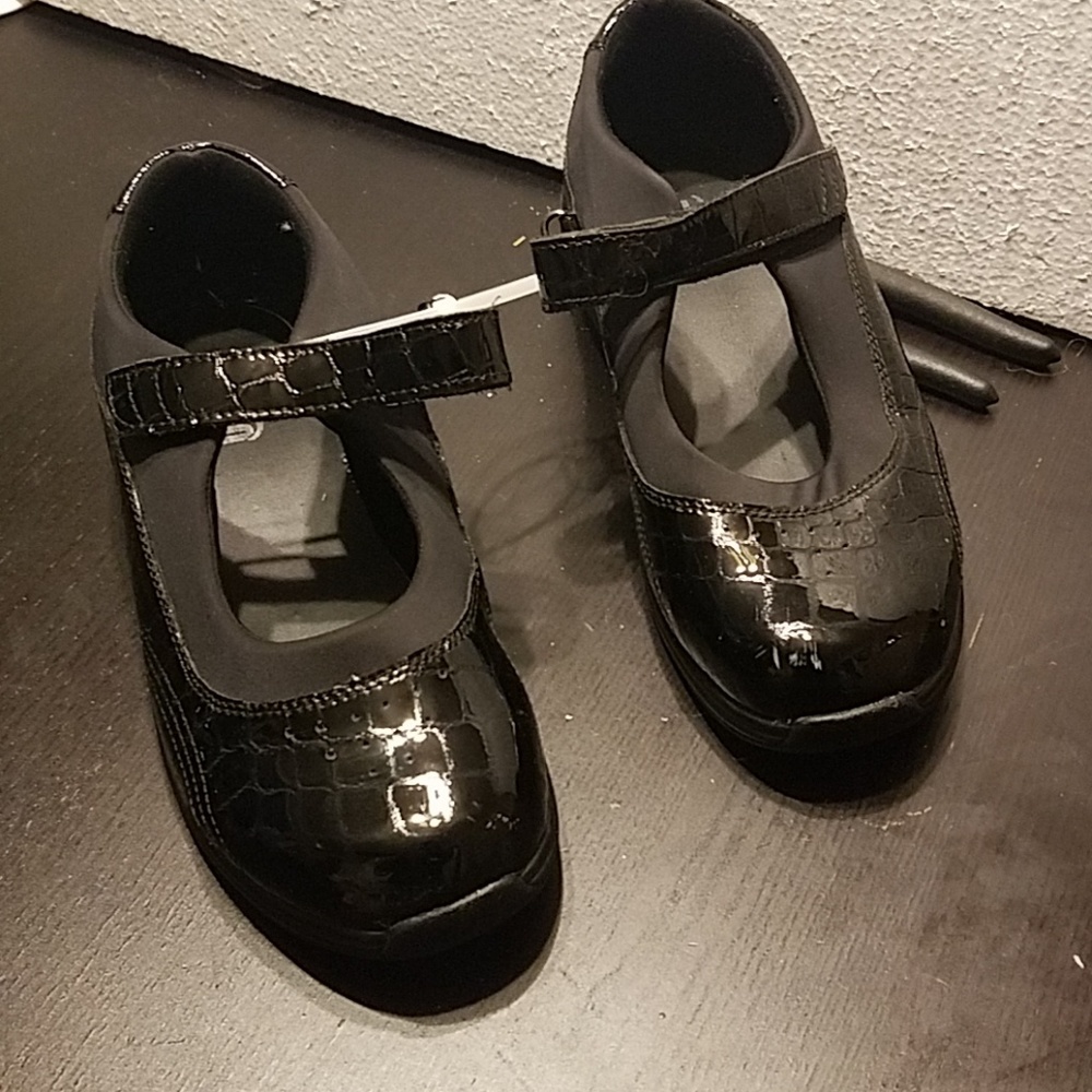 Drew orthopedic shoes